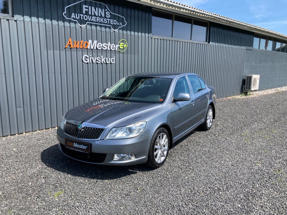 Skoda Octavia 2,0 TDi Ambition DSG 5d