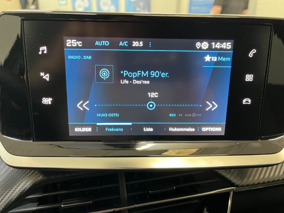 Peugeot 208 1,2 PureTech 100 Allure 5d