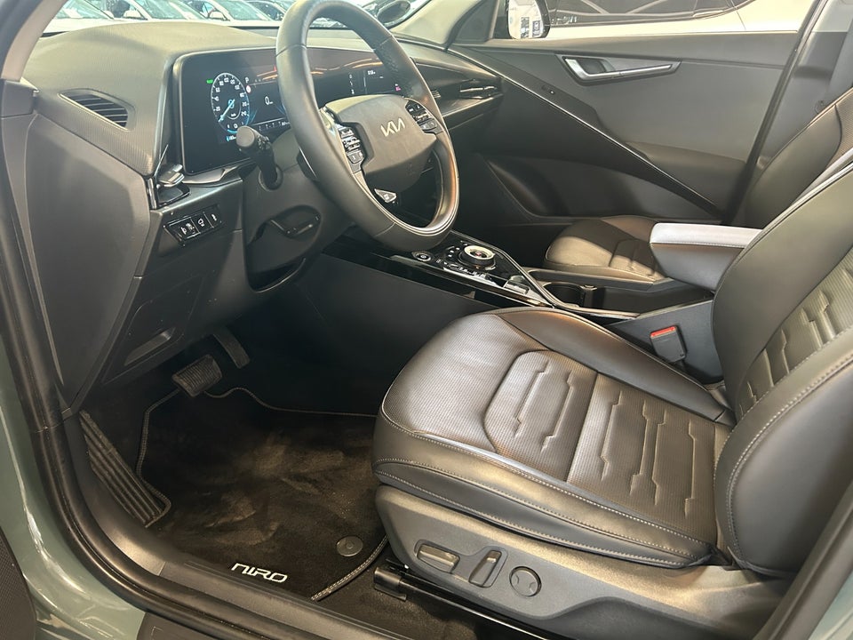 Kia Niro 64 EV Upgrade 5d