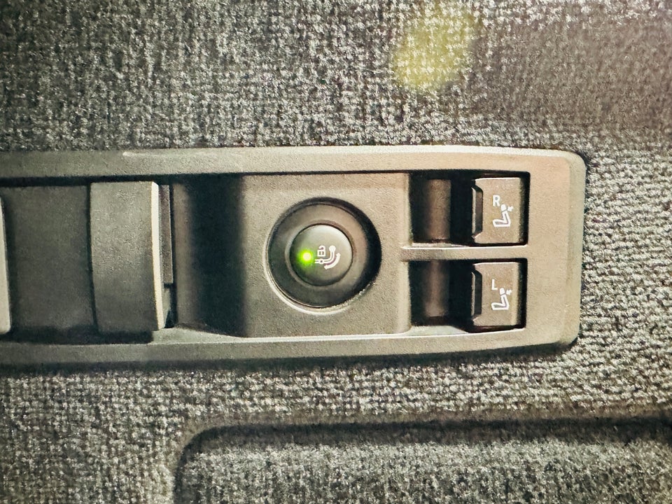 BMW iX xDrive40 Supercharged 5d