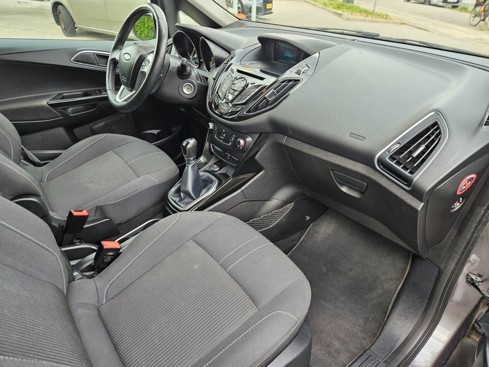 Ford B-MAX 1,0 SCTi 100 Titanium 5d