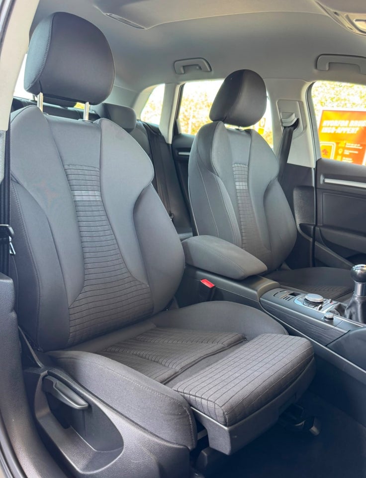 Audi A3 1,4 TFSi 150 Ambiente Sportback 5d