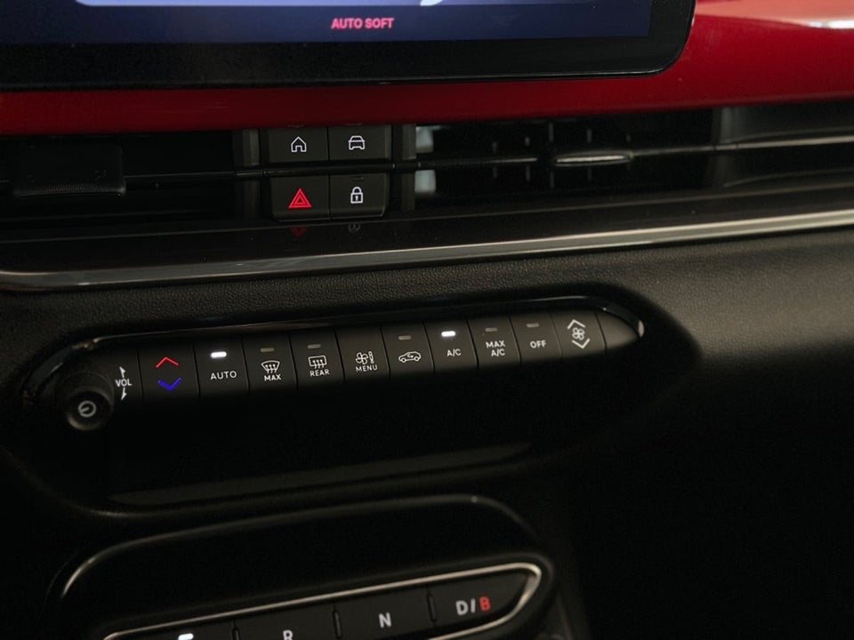 Fiat 600e 54 (RED) 5d