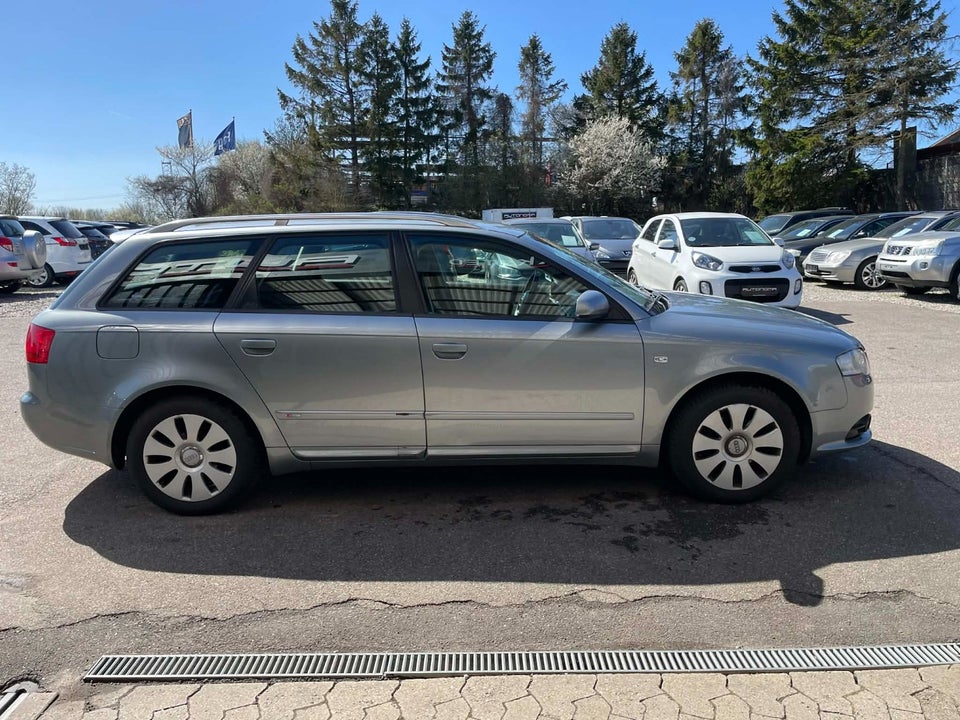 Audi A4 2,0 S-line Avant 5d