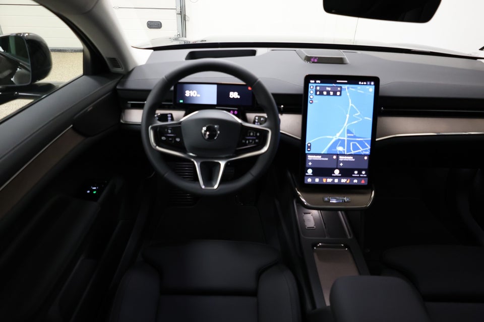 Volvo ES90 Extended Range Plus 4d