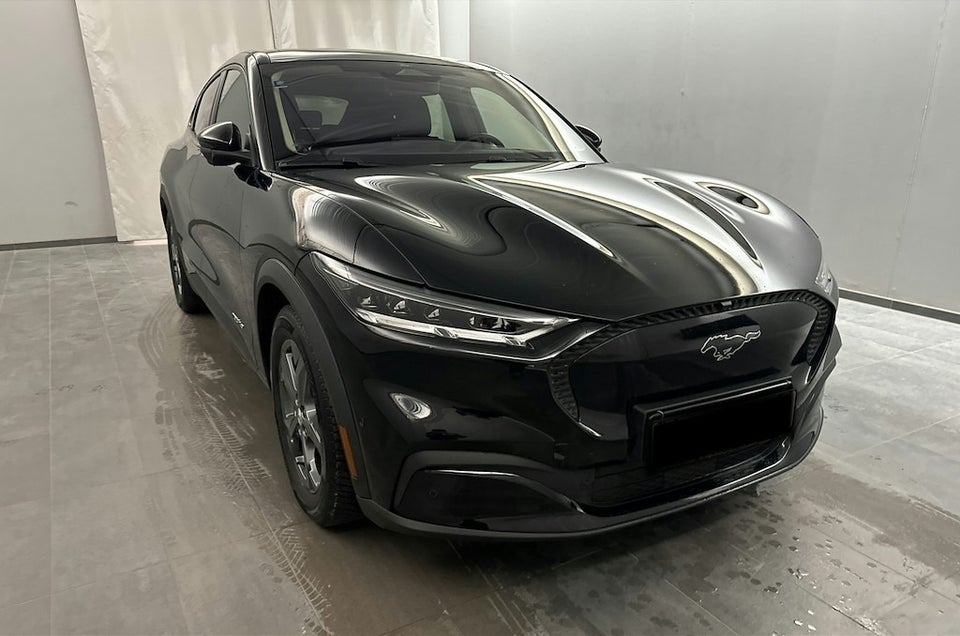 Ford Mustang Mach-E 75 Standard Range 5d