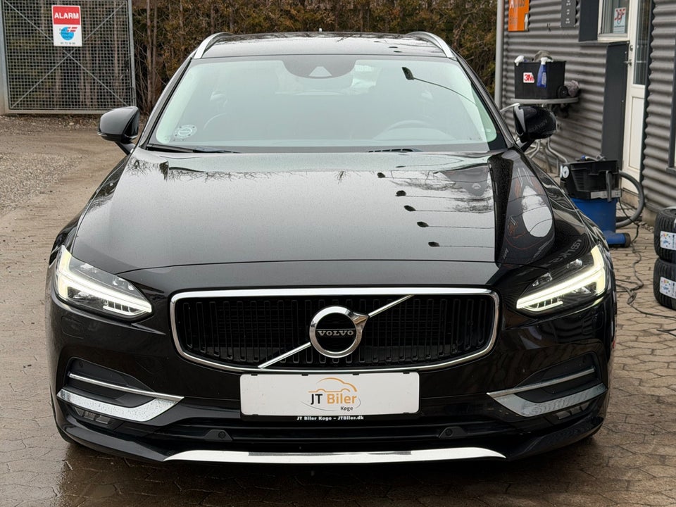 Volvo V90 2,0 D4 190 Momentum aut. 5d