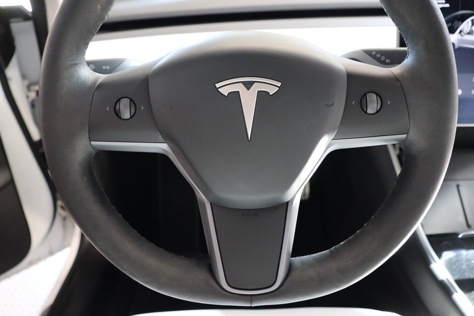Tesla Model 3 Performance AWD 4d