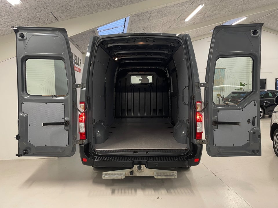 Renault Master IV T35 2,3 dCi 150 L2H2 Kassevogn aut.