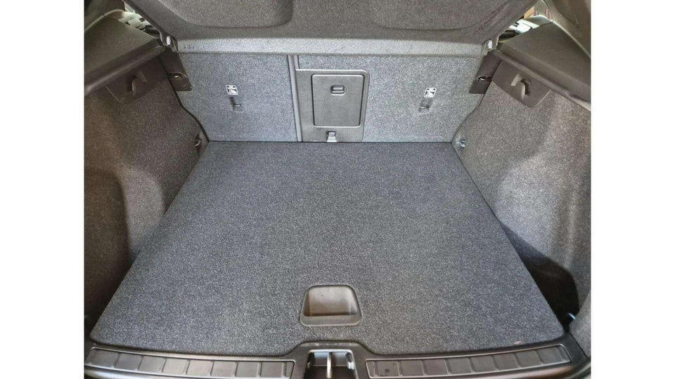 Volvo XC40 P6 ReCharge Core 5d