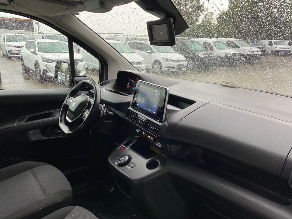 Peugeot Partner 1,5 BlueHDi 130 L2V2 Plus EAT8 Van