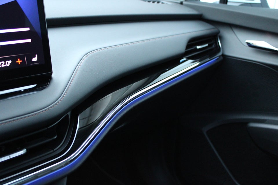 Skoda Enyaq 80 iV Suite 5d