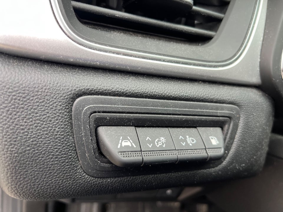 Renault Captur 1,6 E-Tech Intens 5d