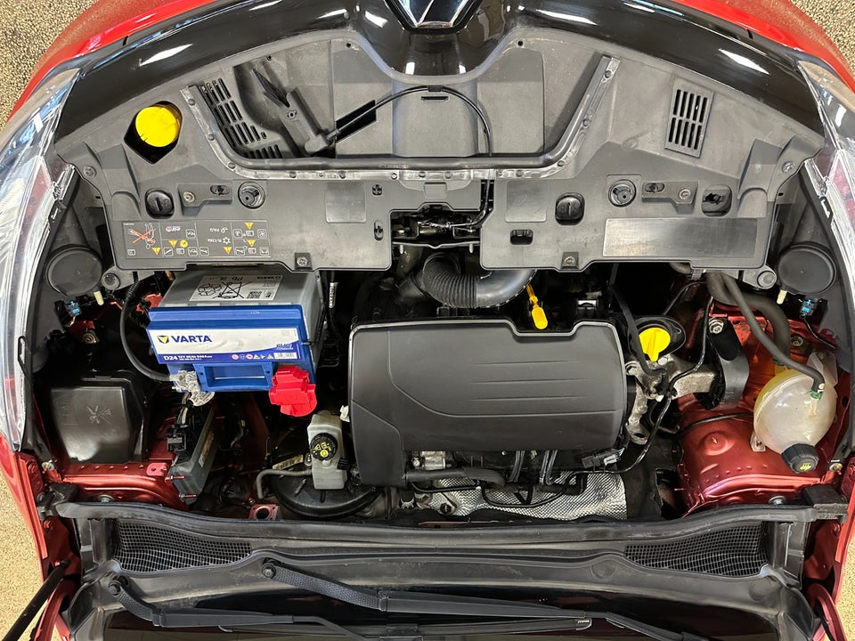 Renault Clio IV 1,2 16V Life Sport Tourer 5d