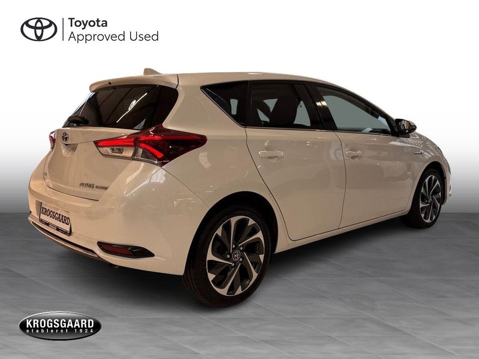 Toyota Auris 1,8 Hybrid H2 Style CVT 5d