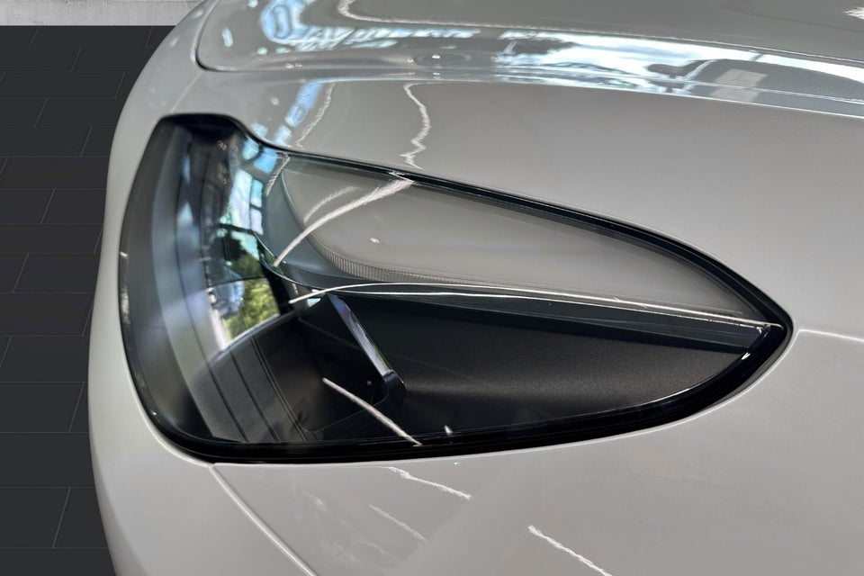 Tesla Model 3 Long Range AWD 4d
