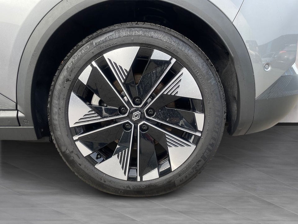 Renault Scenic E-Tech 87 Techno 5d