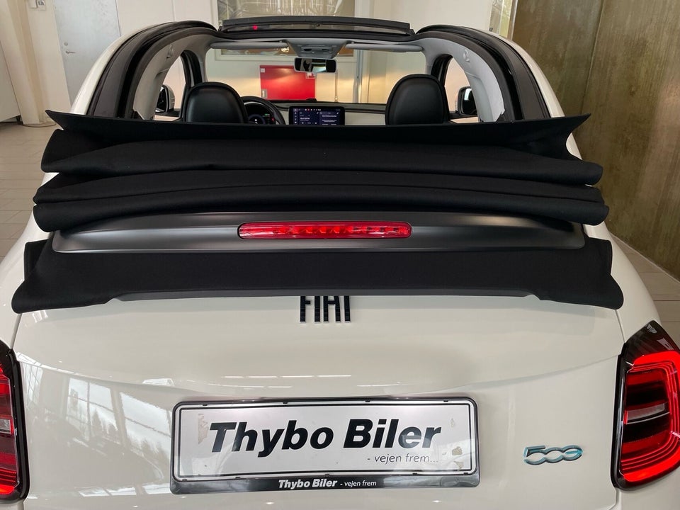 Fiat 500e 42 Icon Cabrio 2d