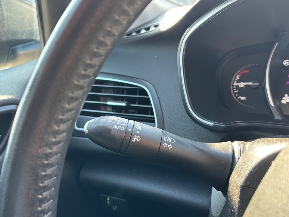 Renault Megane IV 1,2 TCe 130 Zen Sport Tourer EDC 5d