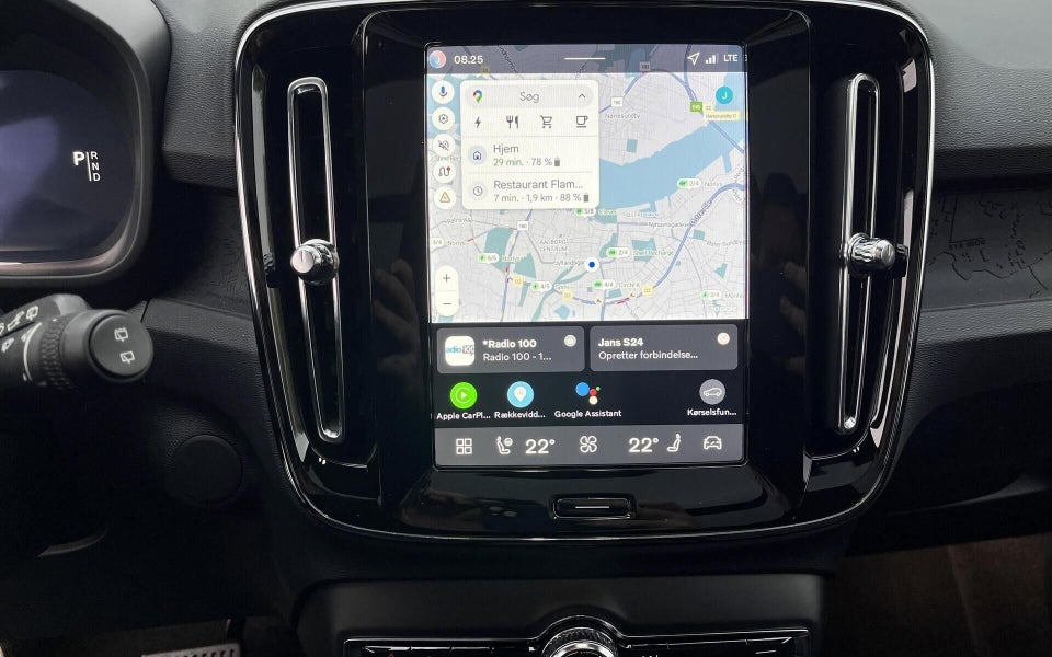 Volvo EX40 Extended Range Black Edition 5d