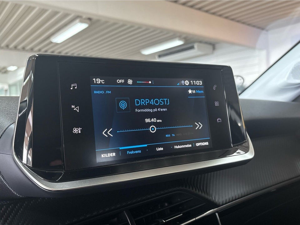 Peugeot 208 1,2 PureTech 75 Selection 5d