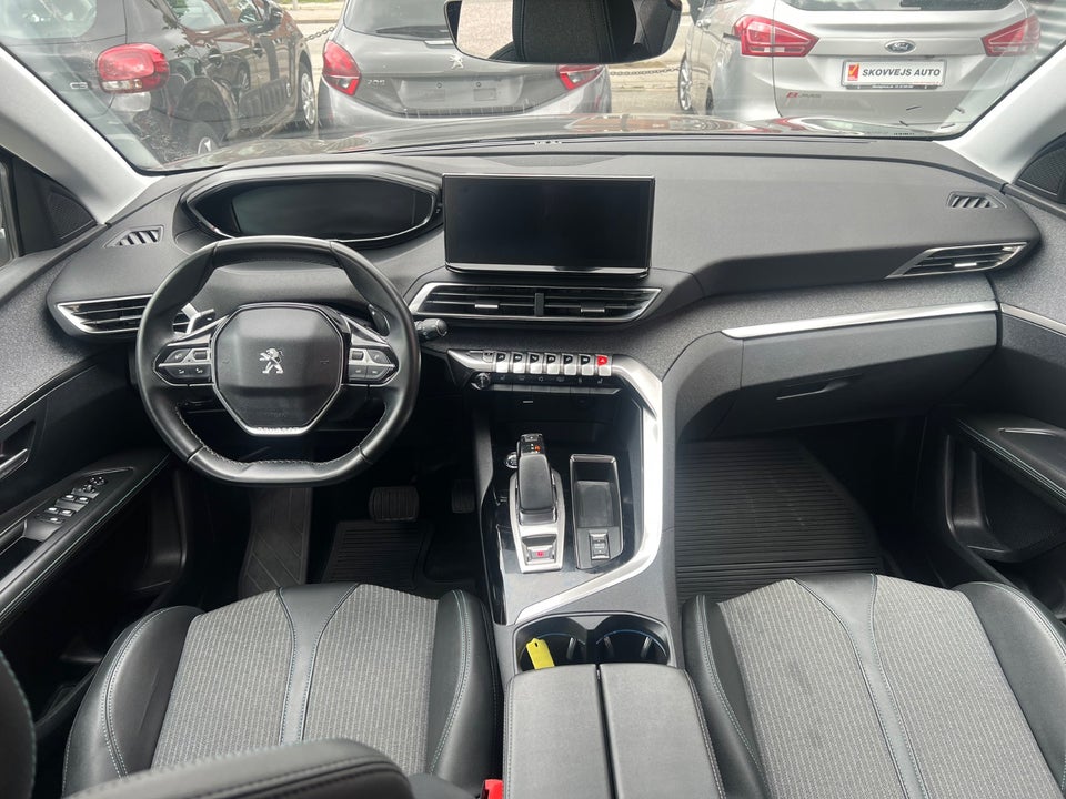 Peugeot 3008 1,6 Hybrid First Selection EAT8 5d