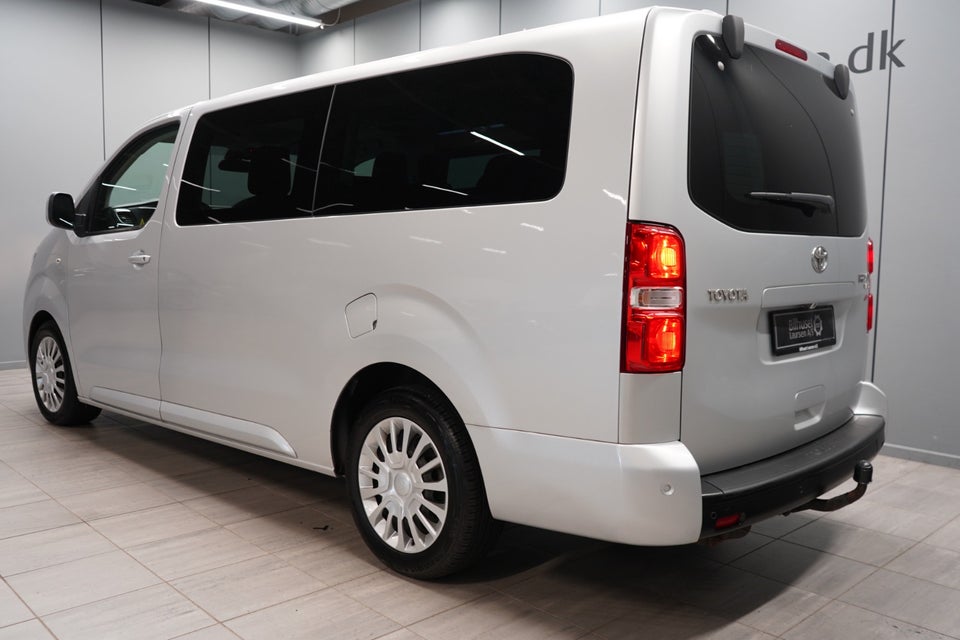 Toyota ProAce Verso 2,0 D 180 Long Family aut. 4d