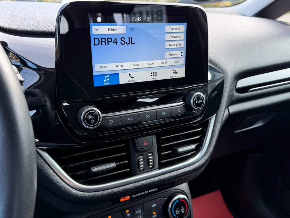 Ford Fiesta 1,0 EcoBoost Titanium 5d