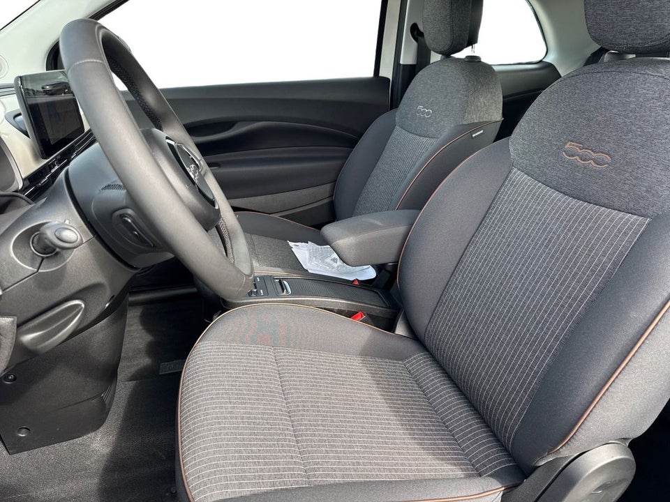 Fiat 500e 42 Icon 3d