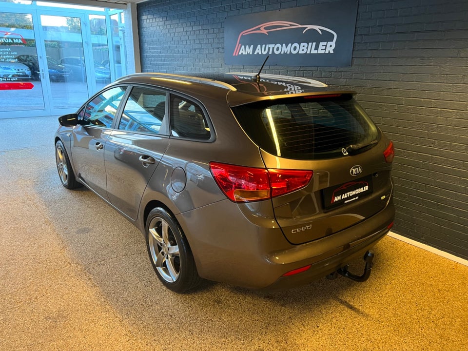 Kia Ceed 1,6 CRDi 128 Limited SW 5d