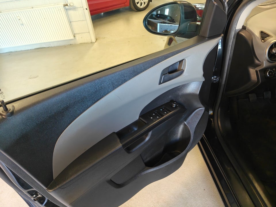 Chevrolet Aveo 1,2 LT ECO 5d