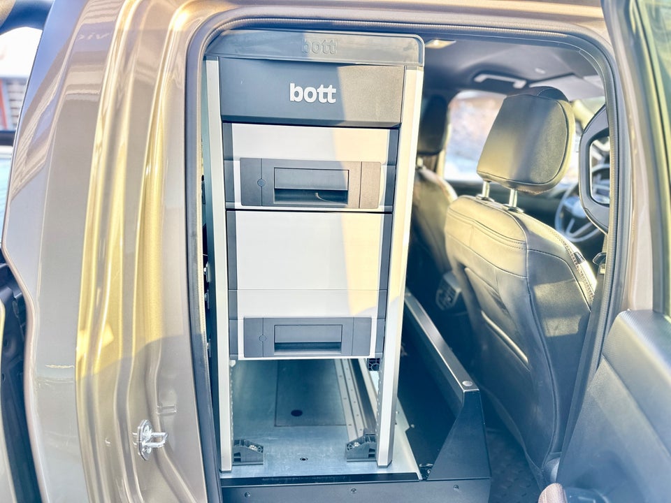 VW Amarok 3,0 TDi 240 Pan Americana aut. 4Motion 4d