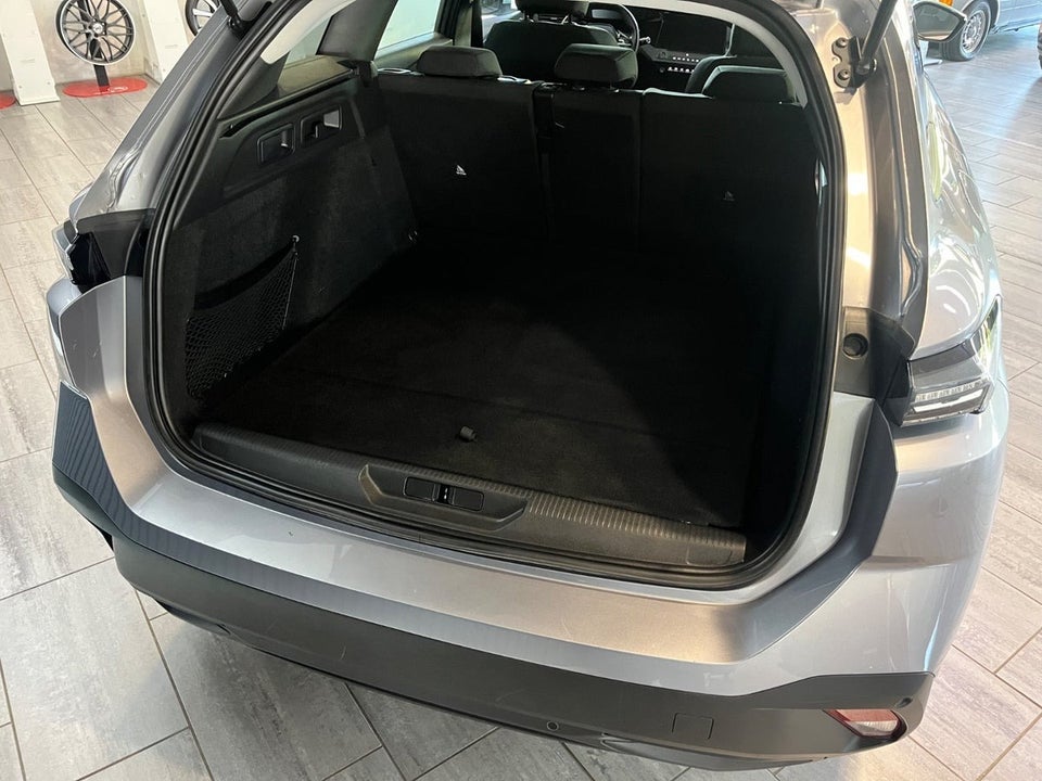Peugeot e-308 54 Style SW 5d
