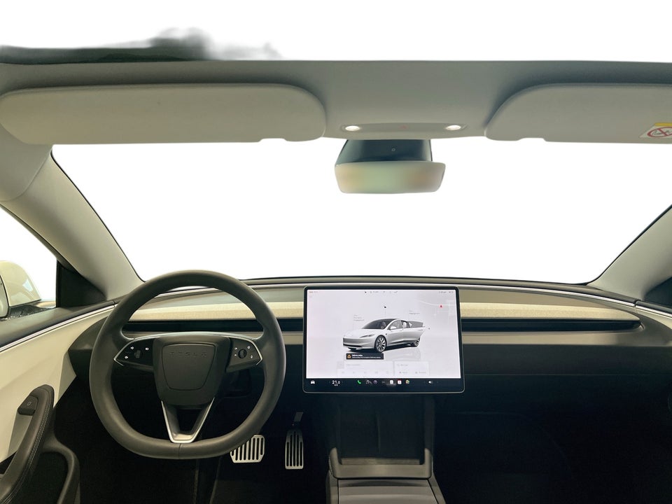 Tesla Model 3 Long Range AWD 4d