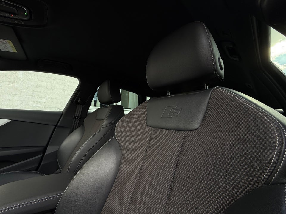 Audi A4 40 TFSi S-line plus Avant S-tr. 5d