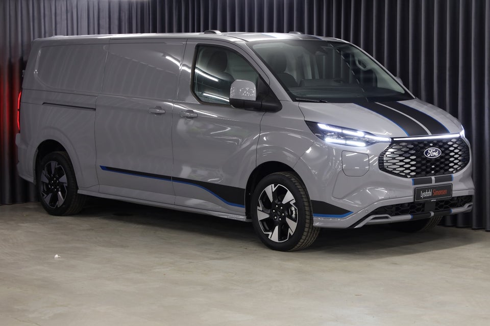 Ford E-Transit Custom 340L 64 Sport