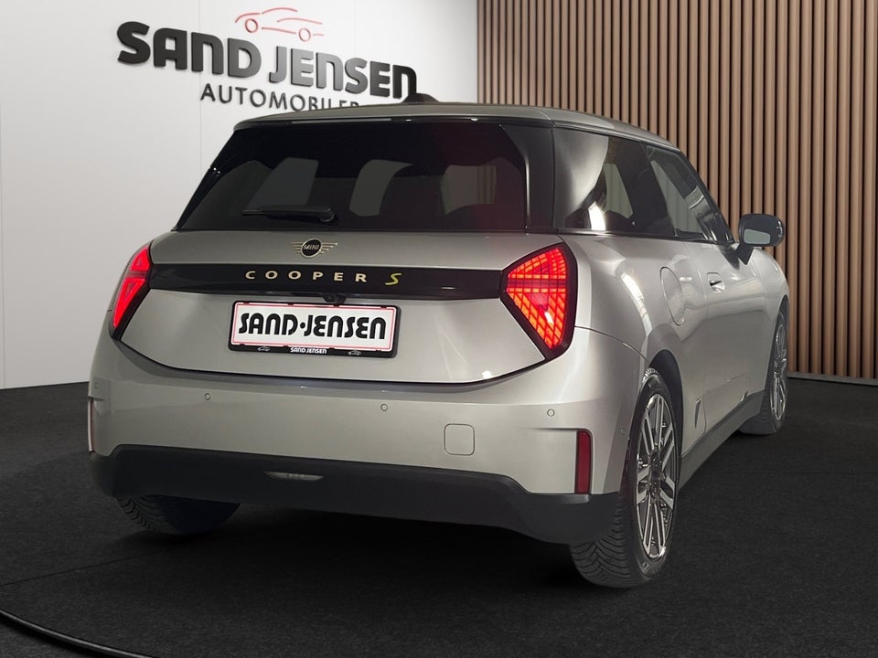 MINI Cooper SE Classic Trim M 3d