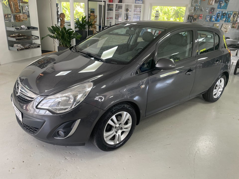 Opel Corsa 1,4 16V Cosmo 5d