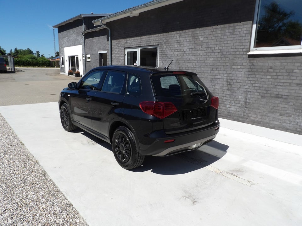 Suzuki Vitara 1,0 Boosterjet Club 5d