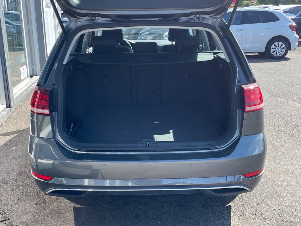 VW Golf VII 1,5 TSi 150 Comfortline Variant DSG 5d