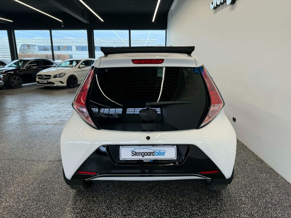 Toyota Aygo 1,0 VVT-i x-sky 5d