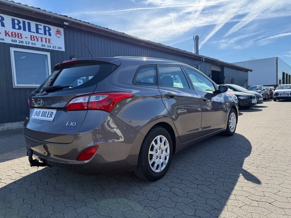 Hyundai i30 1,6 CRDi 110 Comfort Go! CW 5d