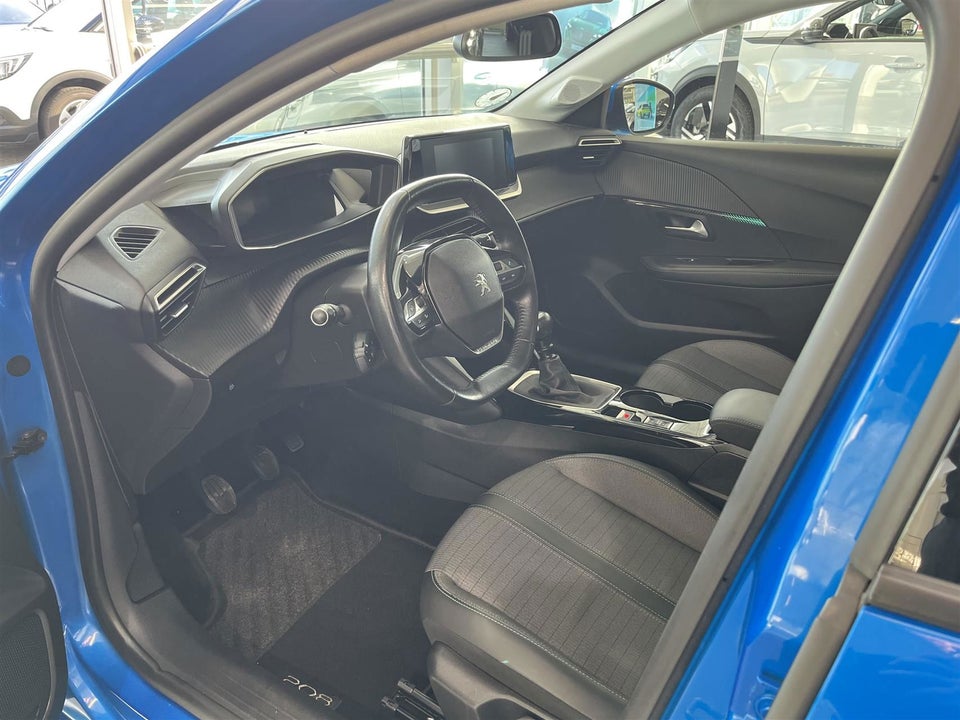 Peugeot 208 1,5 BlueHDi 100 Allure Sky 5d