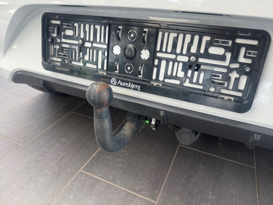 Hyundai i10 1,0 MPi Essential AMT 5d