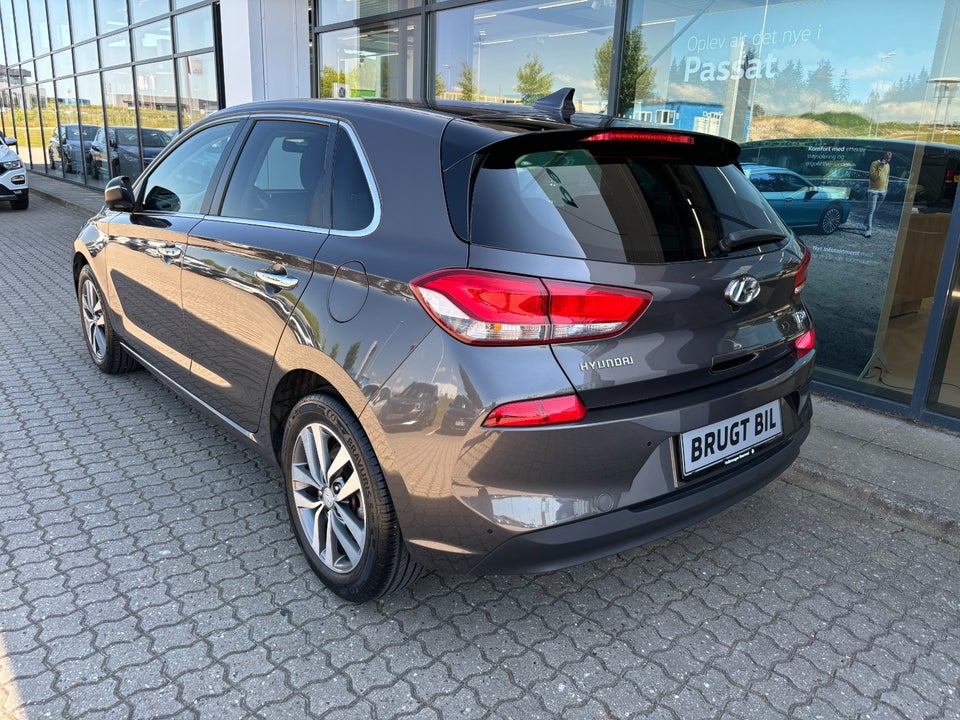 Hyundai i30 1,0 T-GDi Premium 5d