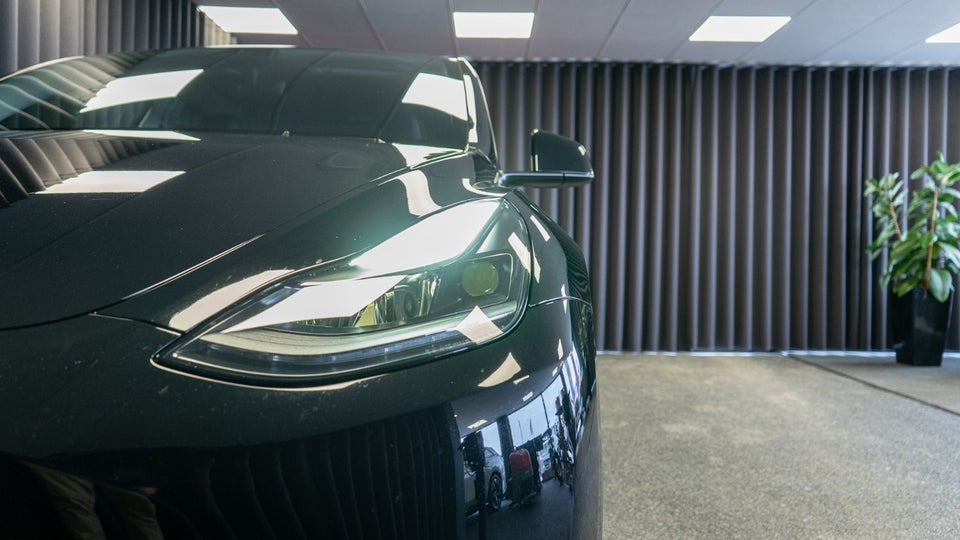 Tesla Model Y Performance AWD 5d