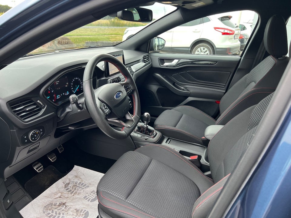 Ford Focus 1,0 EcoBoost ST-Line stc. 5d