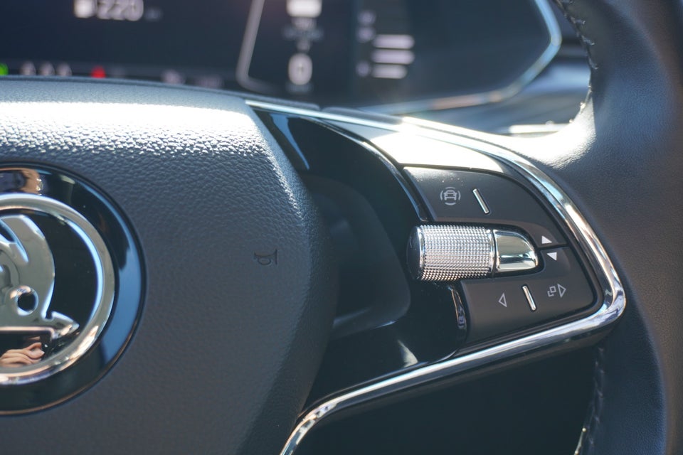 Skoda Superb 1,5 TSi 150 Style Combi DSG 5d