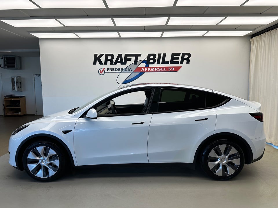 Tesla Model Y RWD 5d