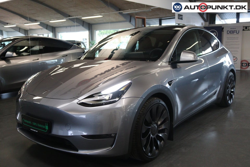 Tesla Model Y Performance AWD 5d